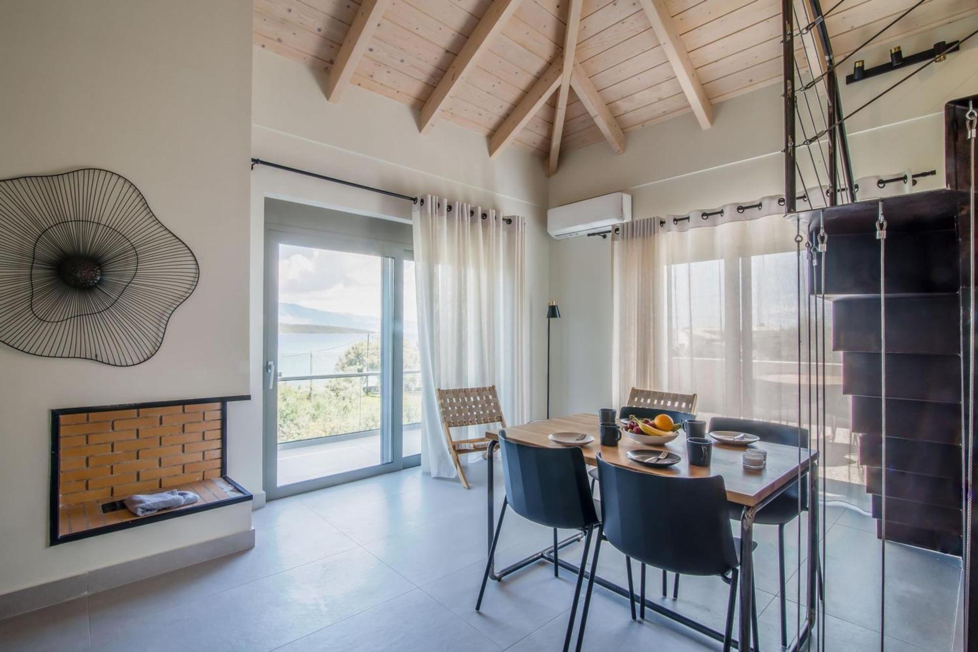 Blue Symphony Suites Apartments Nikiana Ngoại thất bức ảnh
