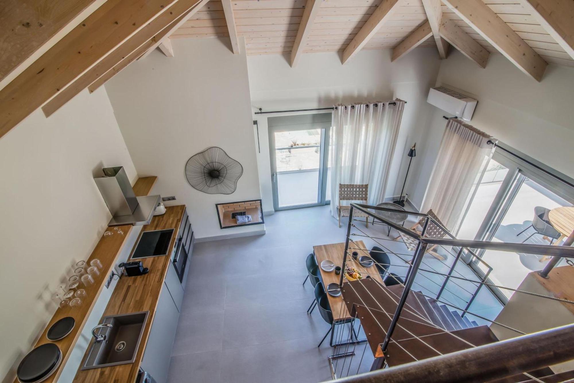 Blue Symphony Suites Apartments Nikiana Ngoại thất bức ảnh