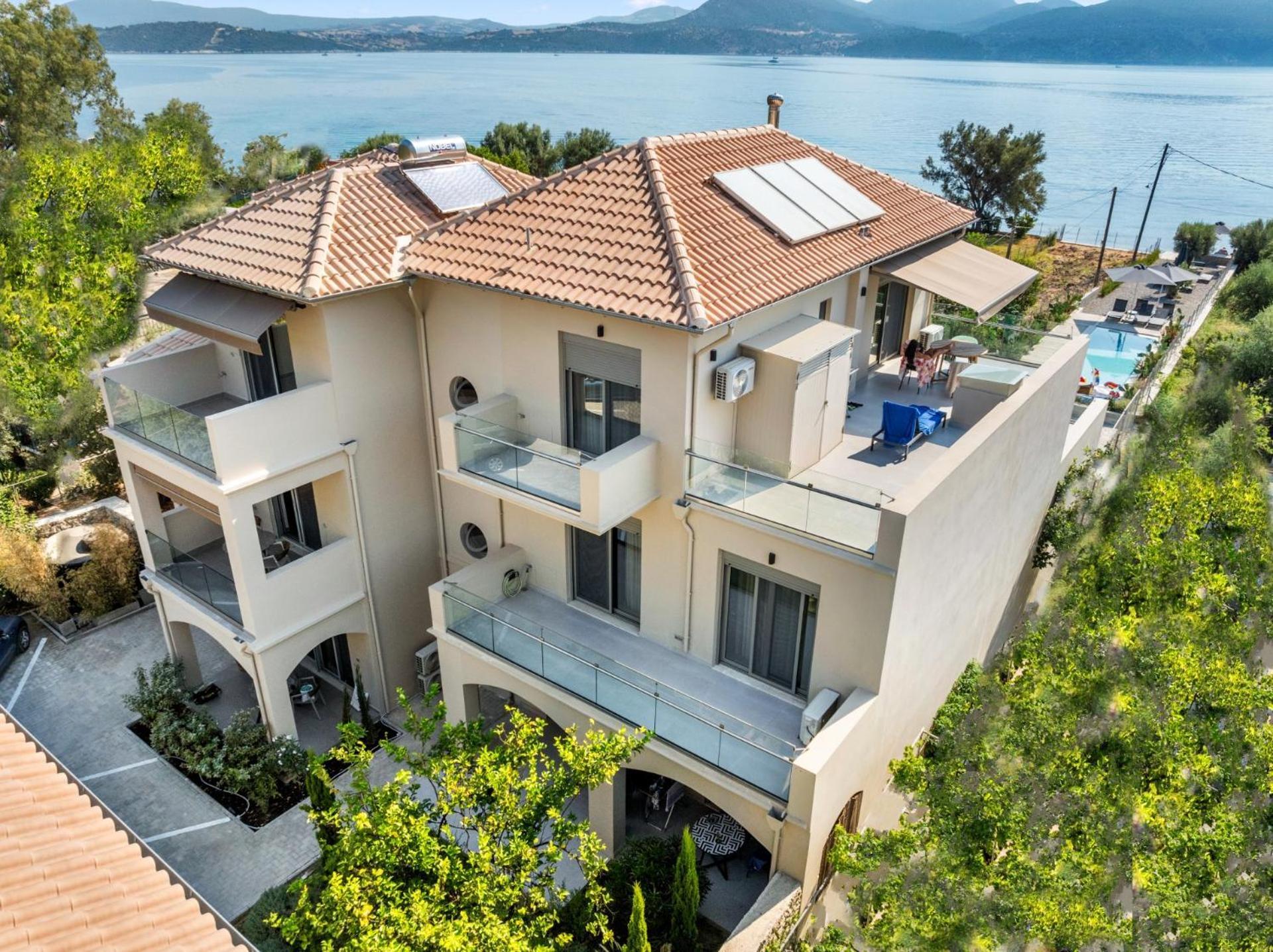 Blue Symphony Suites Apartments Nikiana Ngoại thất bức ảnh